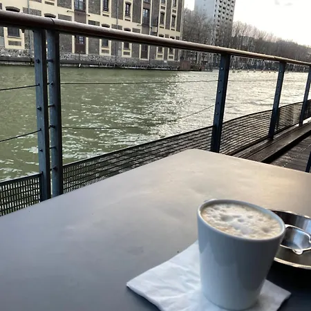 2 Avec Terrasse Et Parking *
