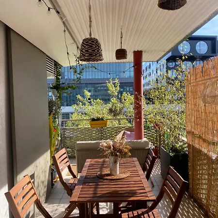 2 Avec Terrasse Et Parking *